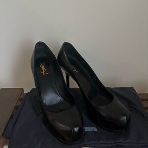 Yves Saint Laurent Classic Black Heels